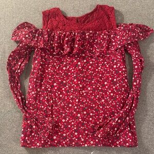 5/$15- Girl’s top size large